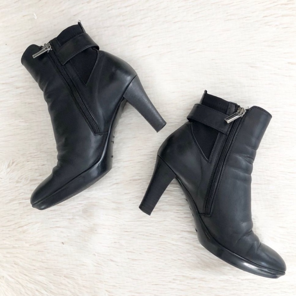 AQUATALIA Women’s Leather Suede Black Heeled Ankle Boots Bootie 6.5 - Picture 3 of 8